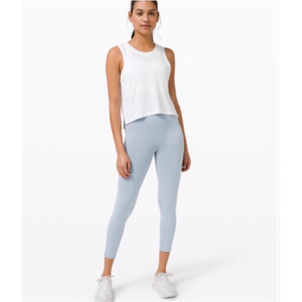 Lululemon Invigorate tight Chambray 8 23” like new
